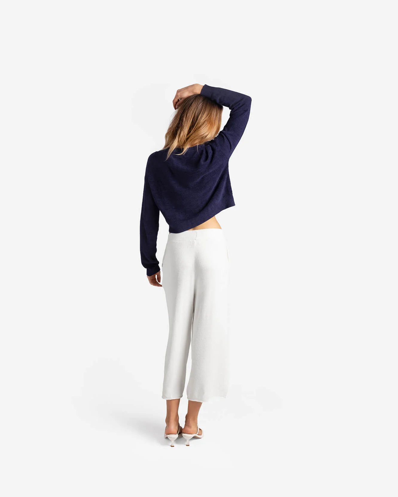 Cloud Cool Light Cropped Sweater - Image 5