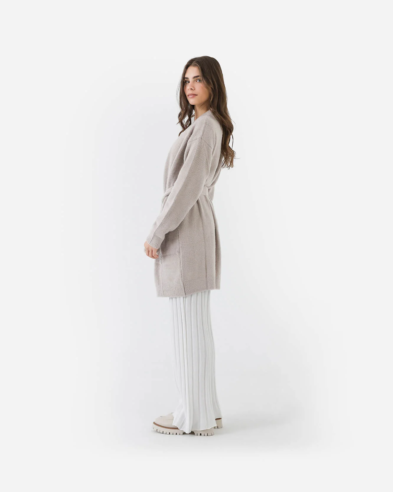 Cloud Cool Mid Cardigan - Image 4