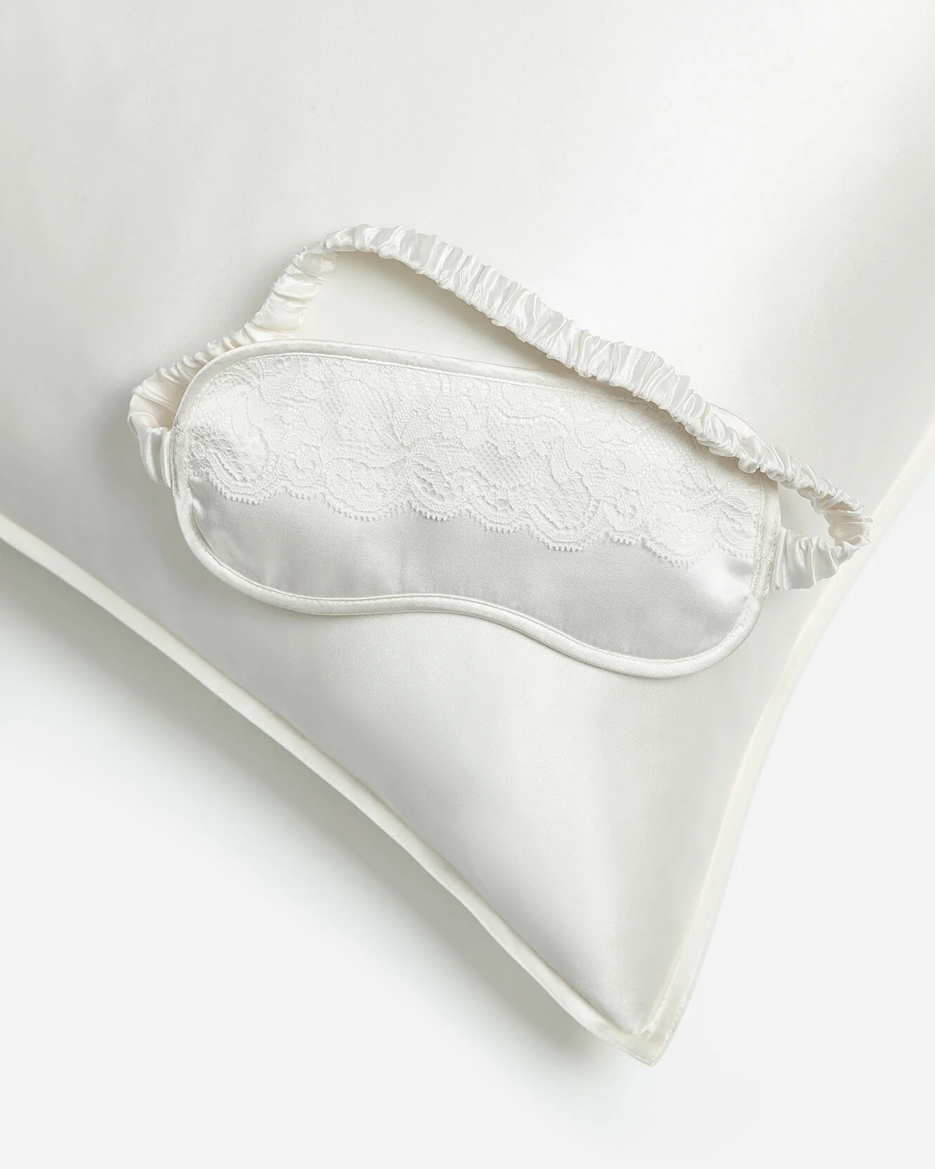 EcoSilk Lace Trim Sleep Mask - Image 4