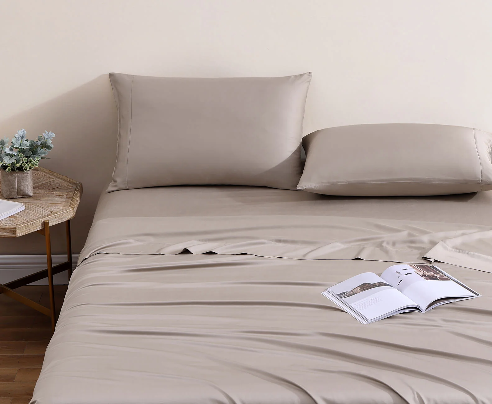 Premium Lumière Top Sheet - Image 17