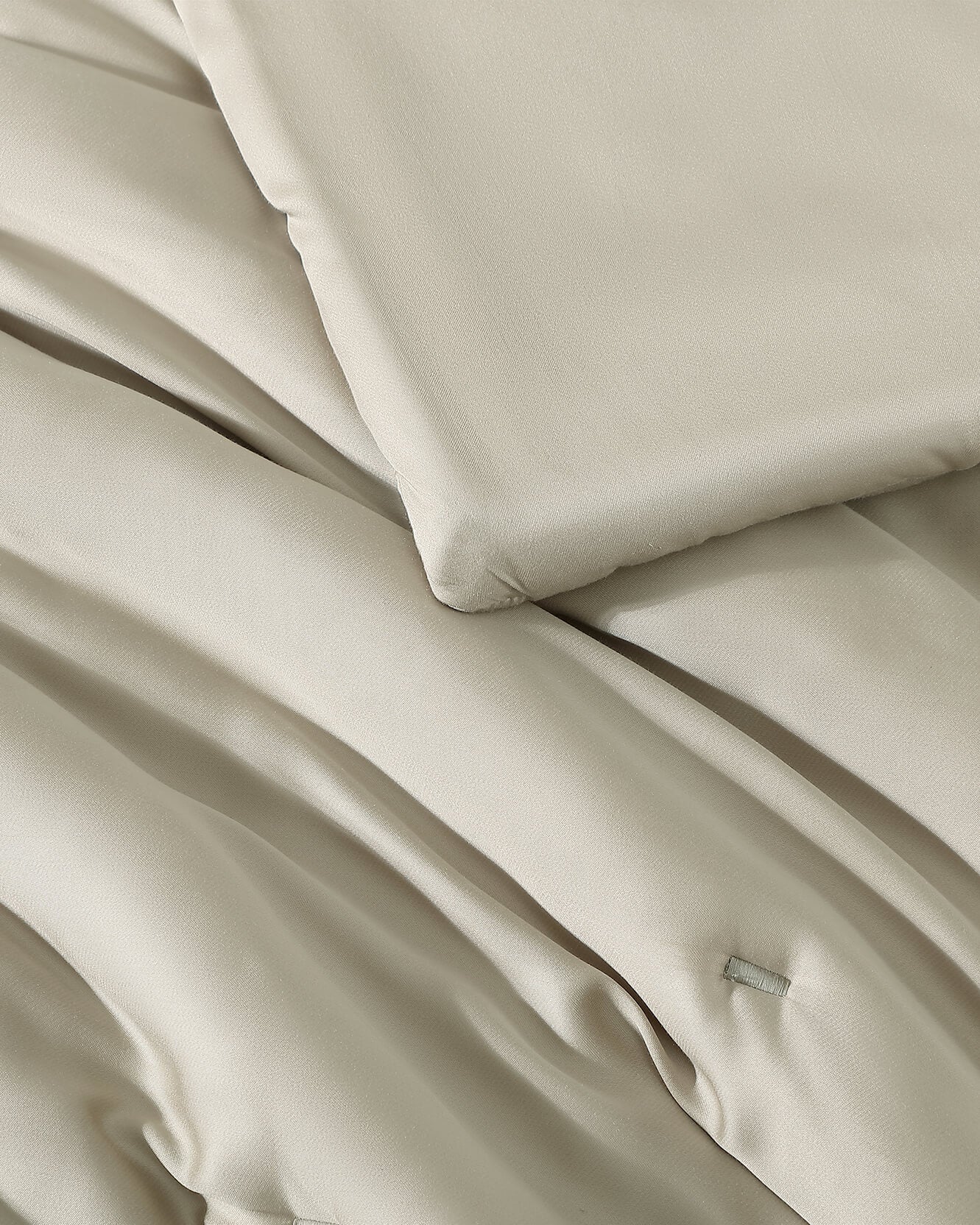 Silky Lyocell Stitch Comforter | Last Chance - Image 6