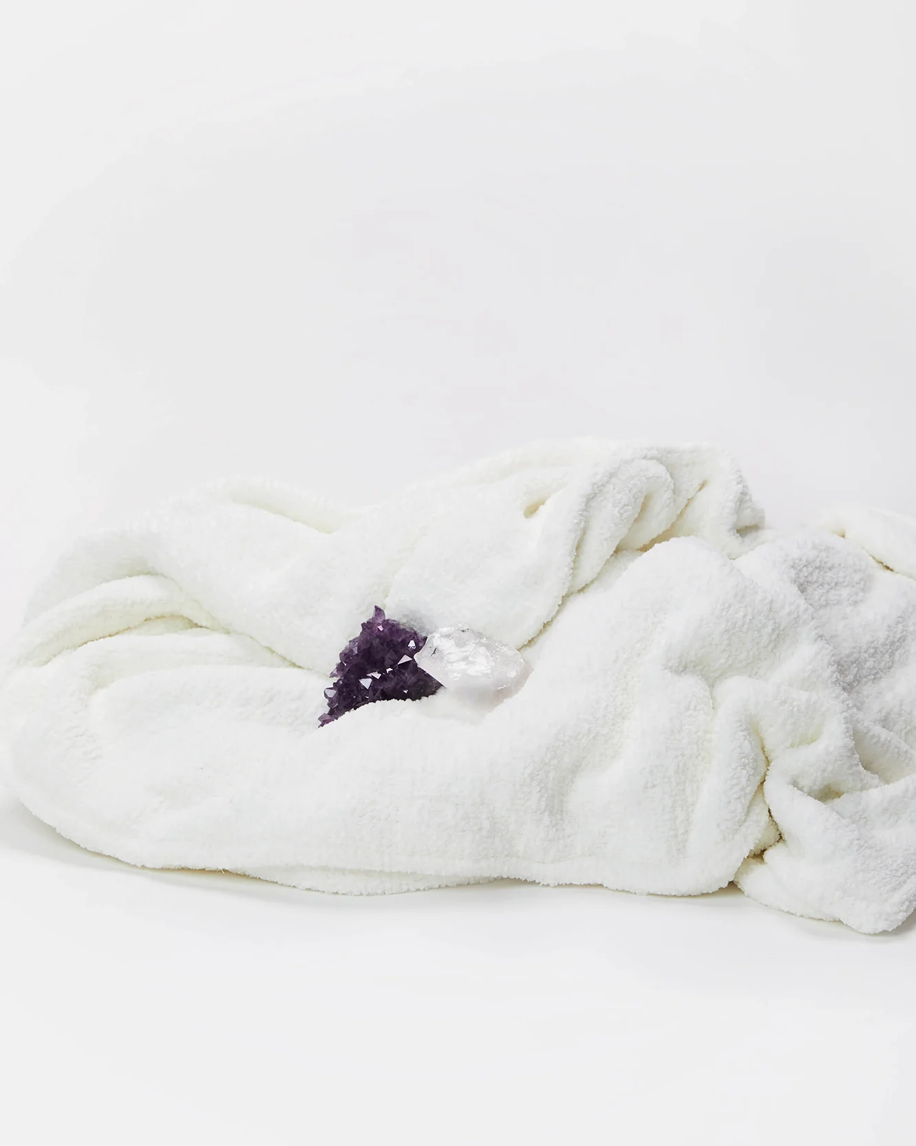 Snug Crystal Weighted Blanket - Image 3