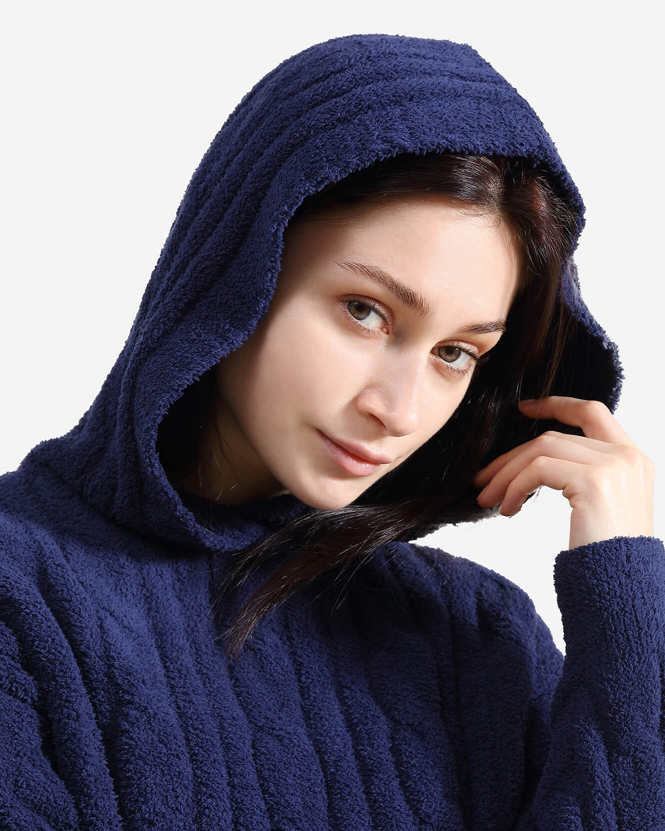 Snug Lite Braided Cropped Hoodie - Image 8