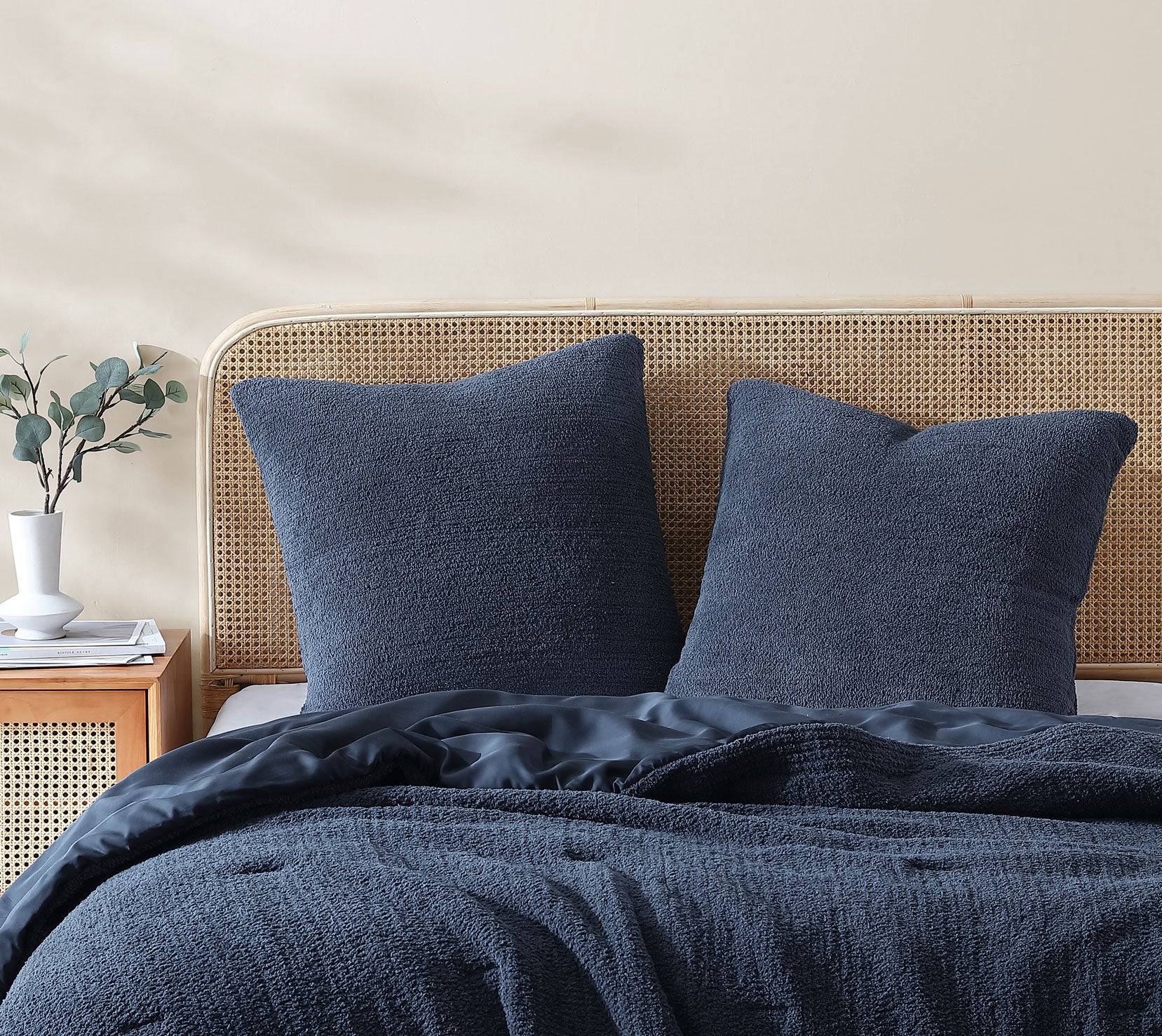 Snug Stitch Comforter - Image 23